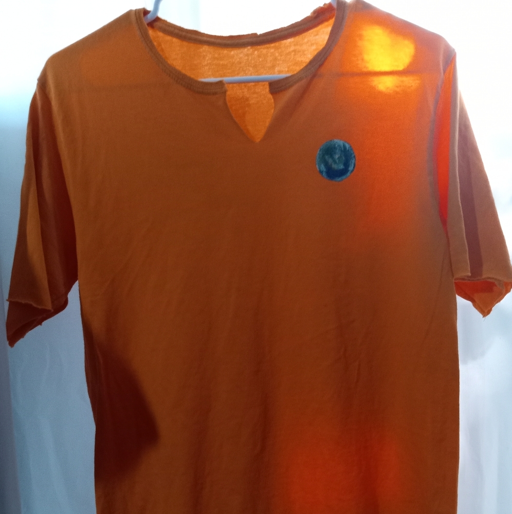 TR÷ tribal raw workout shirt.